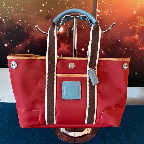 Coach Vintage Mini Hampton Tote - Picture 3 of 15